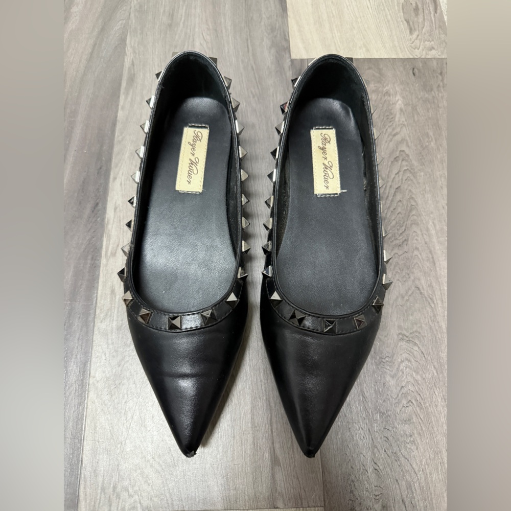 Source Unknown Black Studded Flats